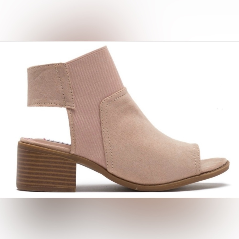 Steve Madden Jeemma Heeled Girls Sandal in Blush